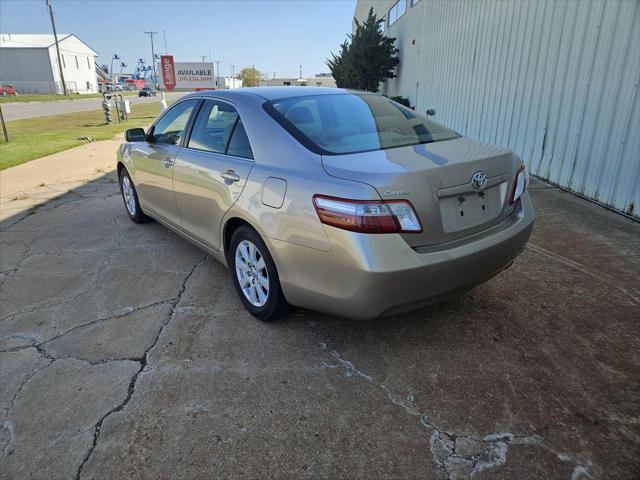 used 2007 Toyota Camry Hybrid car, priced at $6,499