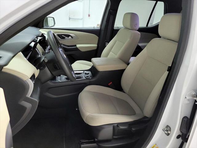 used 2022 Chevrolet Traverse car, priced at $27,998