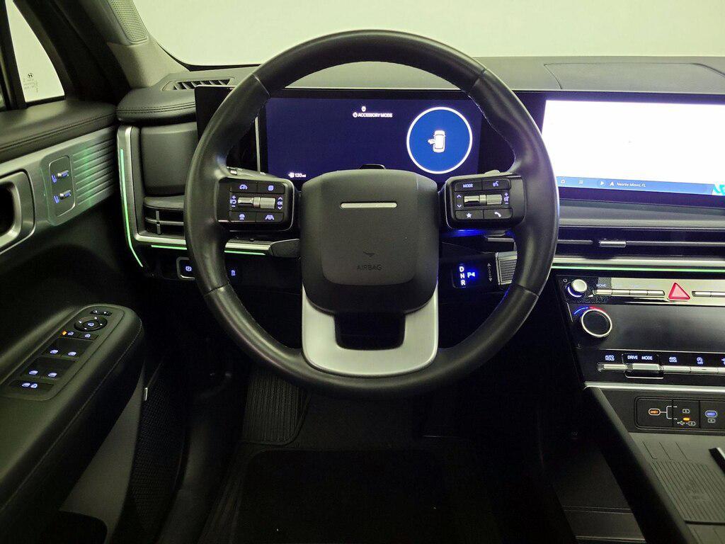 used 2024 Hyundai Santa Fe car, priced at $34,998