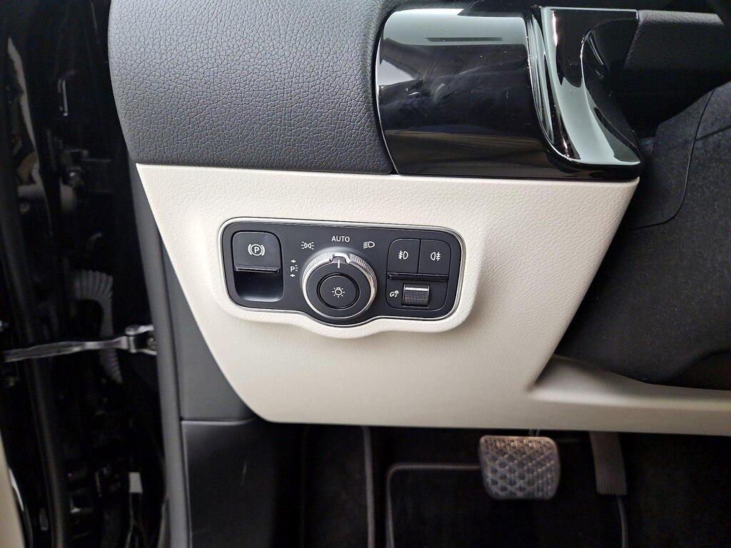 used 2022 Mercedes-Benz GLA 250 car, priced at $32,998