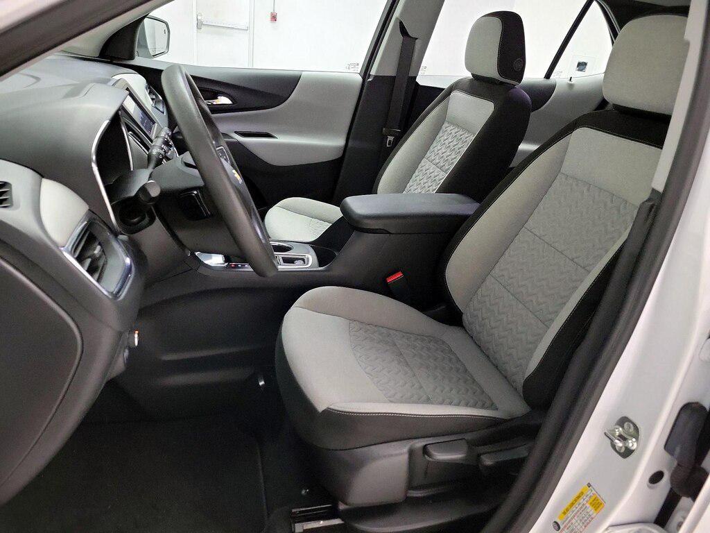 used 2024 Chevrolet Equinox car, priced at $22,998