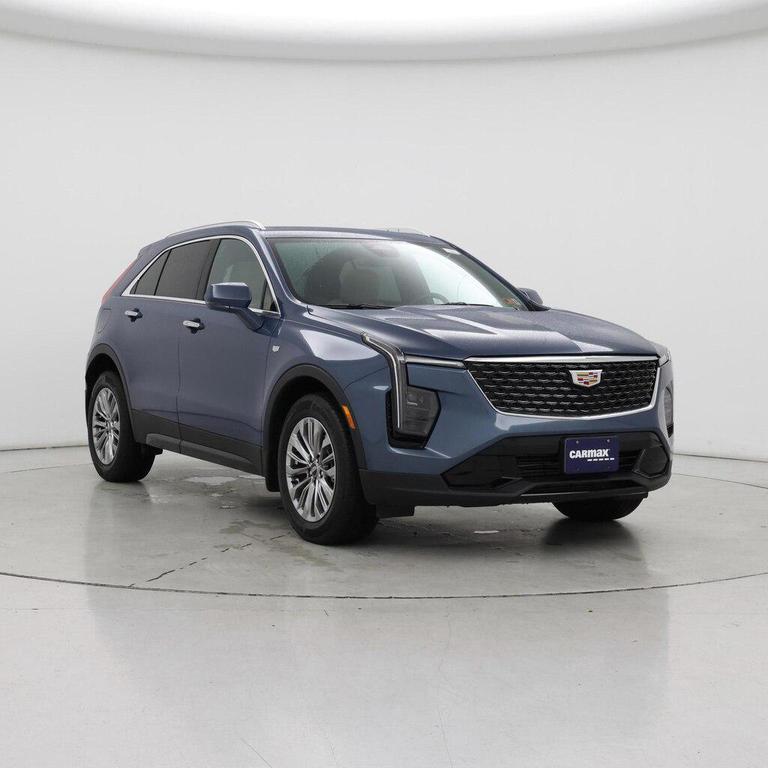 used 2024 Cadillac XT4 car, priced at $38,998