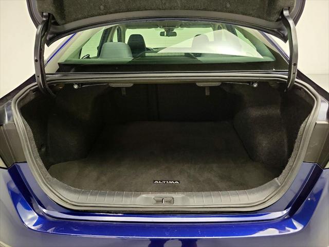 used 2022 Nissan Altima car, priced at $18,998