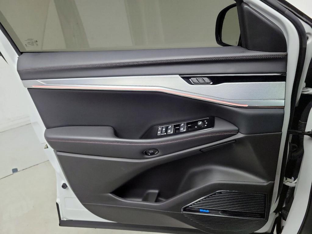 used 2024 Jeep Wagoneer S car, priced at $48,998