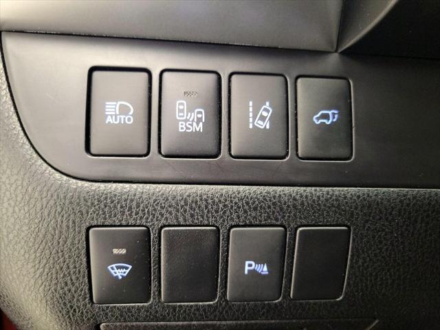 used 2016 Toyota Highlander car, priced at $24,998
