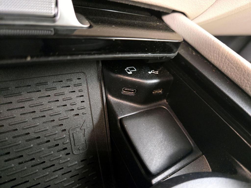 used 2020 Mercedes-Benz GLE 450 car, priced at $38,998