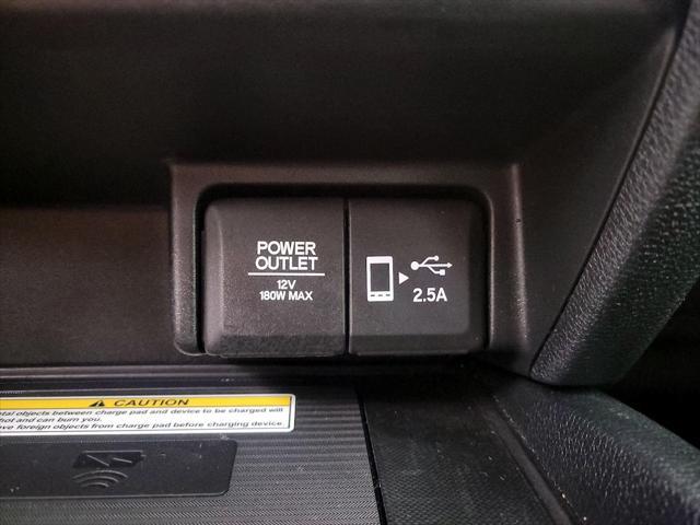 used 2022 Honda Pilot car, priced at $32,998