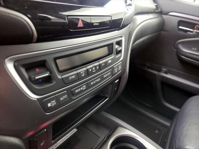 used 2022 Honda Pilot car, priced at $32,998