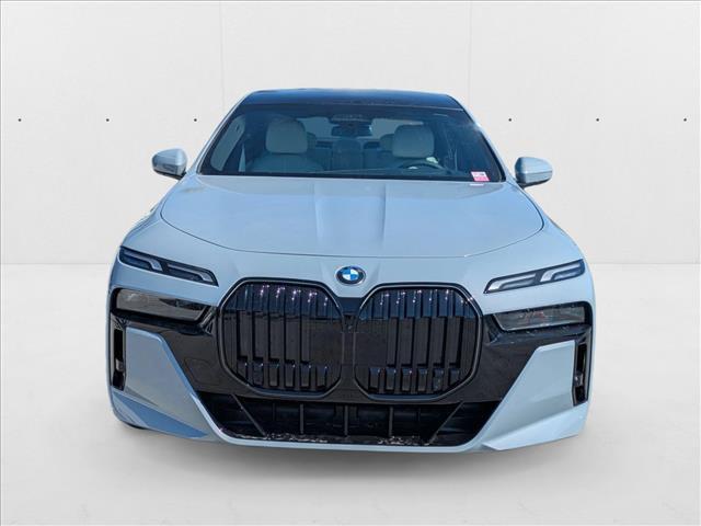 new 2025 BMW 760 car, priced at $129,625