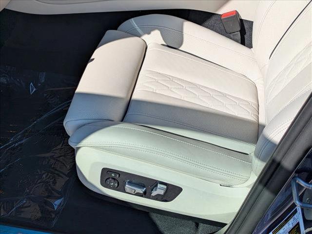 new 2026 BMW ALPINA XB7 car, priced at $158,025