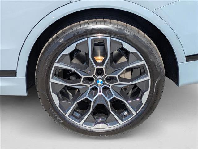 new 2026 BMW X7 car, priced at $122,340