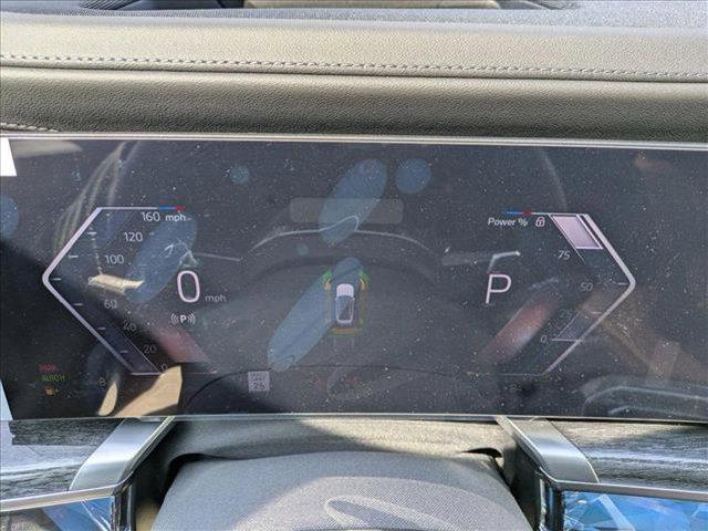 new 2025 BMW 760 car, priced at $129,625