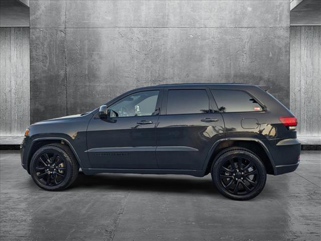 used 2017 Jeep Grand Cherokee car, priced at $15,141