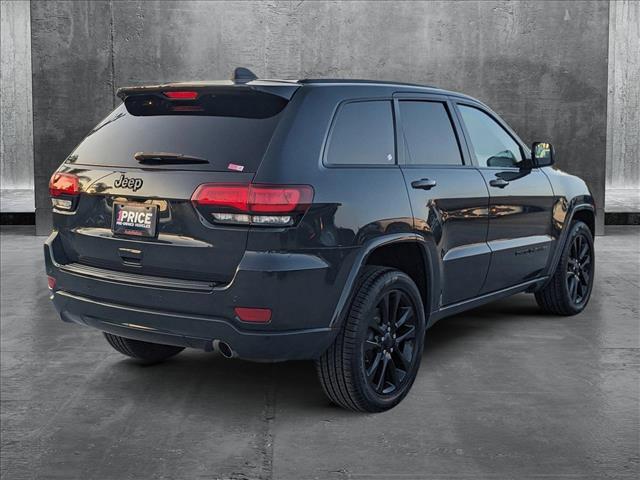 used 2017 Jeep Grand Cherokee car, priced at $15,141