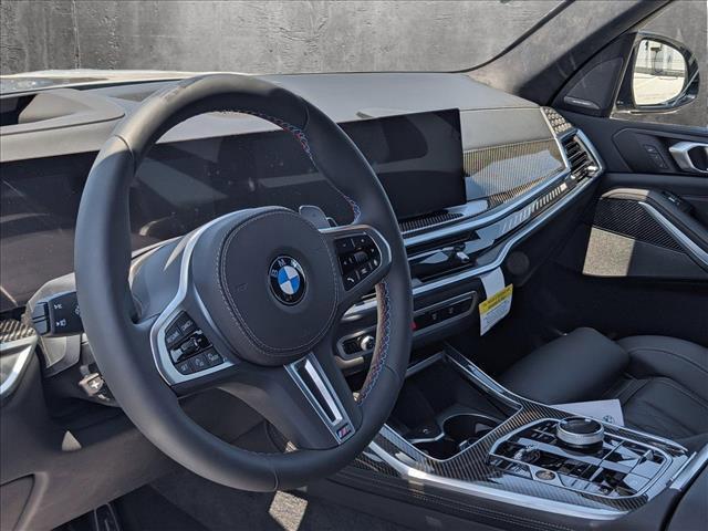 new 2025 BMW X7 car, priced at $118,020