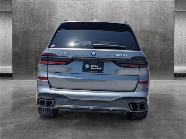 new 2025 BMW X7 car, priced at $118,020