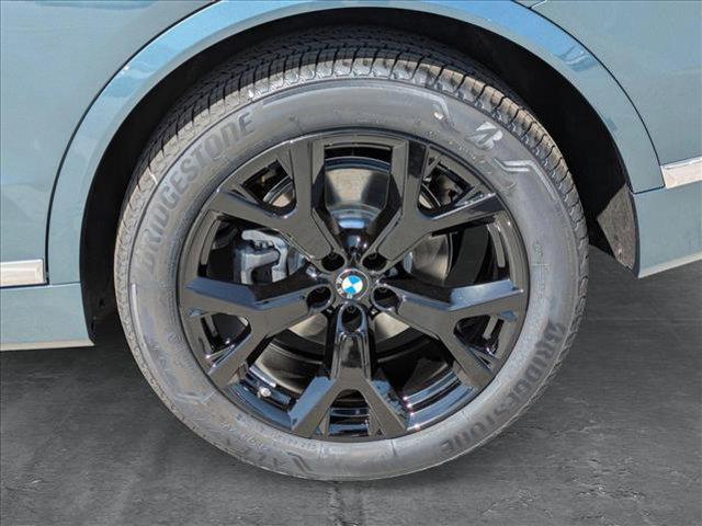 new 2025 BMW X7 car, priced at $90,850