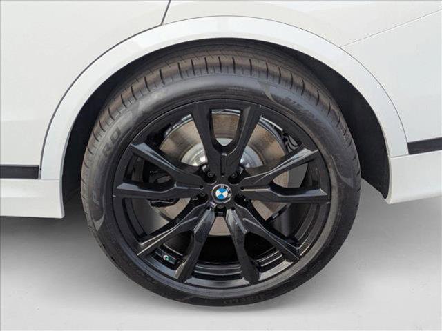 new 2025 BMW X7 car, priced at $122,520