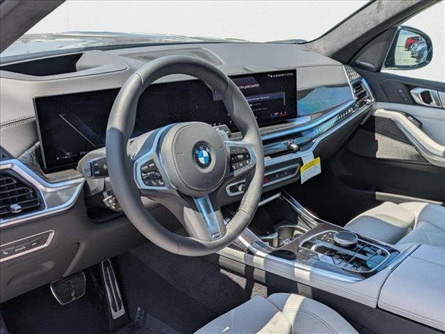 new 2025 BMW X7 car, priced at $98,175