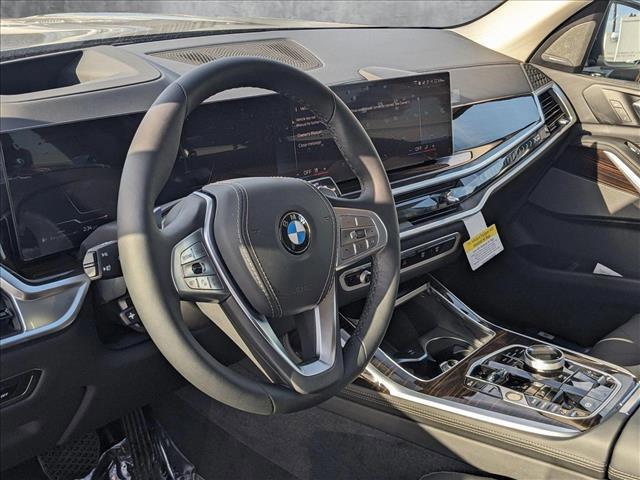 new 2025 BMW X7 car, priced at $90,235