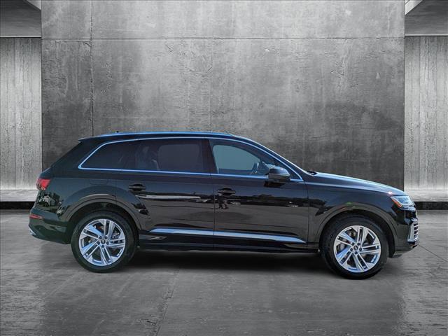 used 2022 Audi Q7 car, priced at $42,999