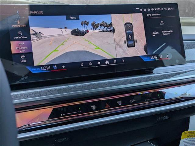 new 2025 BMW 760 car, priced at $129,175
