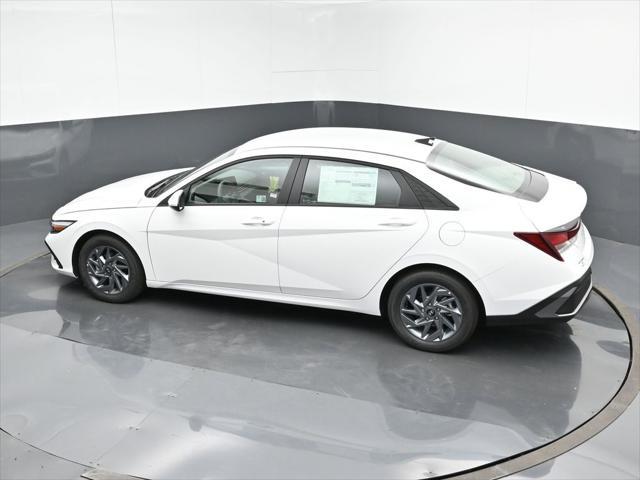 new 2024 Hyundai Elantra car, priced at $22,690