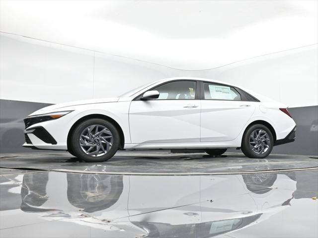 new 2024 Hyundai Elantra car, priced at $22,690