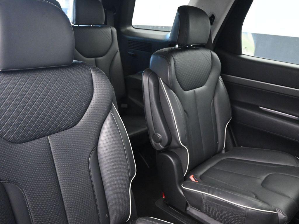 used 2024 Hyundai Palisade car, priced at $29,444
