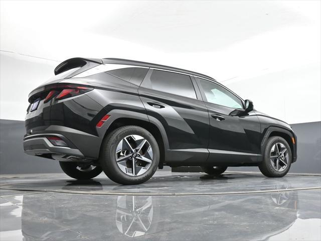 new 2025 Hyundai Tucson car, priced at $29,881