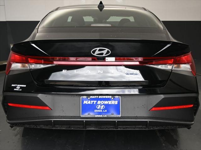 new 2025 Hyundai Elantra car, priced at $23,088