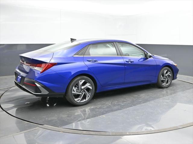 new 2025 Hyundai Elantra car, priced at $25,278