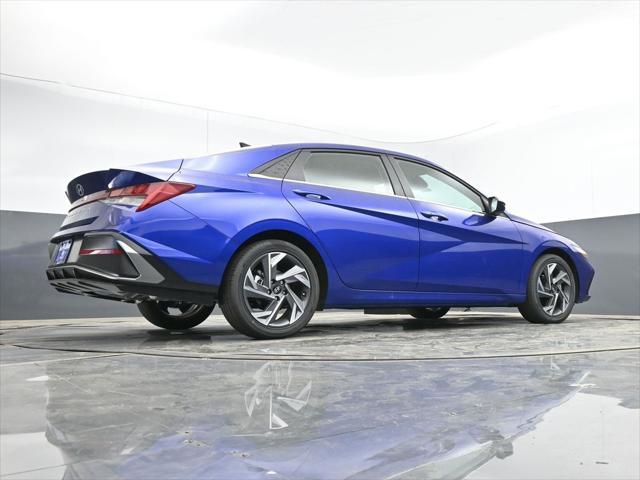 new 2025 Hyundai Elantra car, priced at $25,278