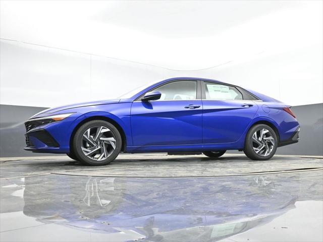 new 2025 Hyundai Elantra car, priced at $25,278