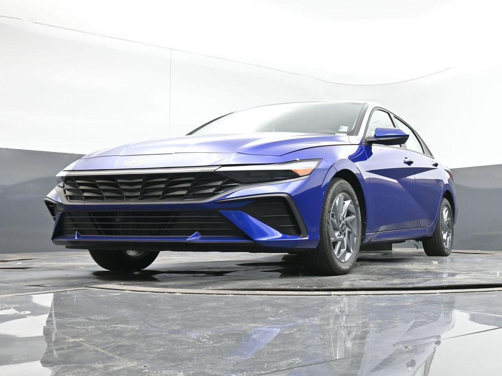 new 2024 Hyundai ELANTRA HEV car, priced at $25,886