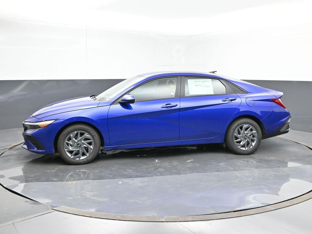 new 2024 Hyundai ELANTRA HEV car, priced at $25,886