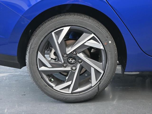 new 2025 Hyundai Elantra car, priced at $23,103
