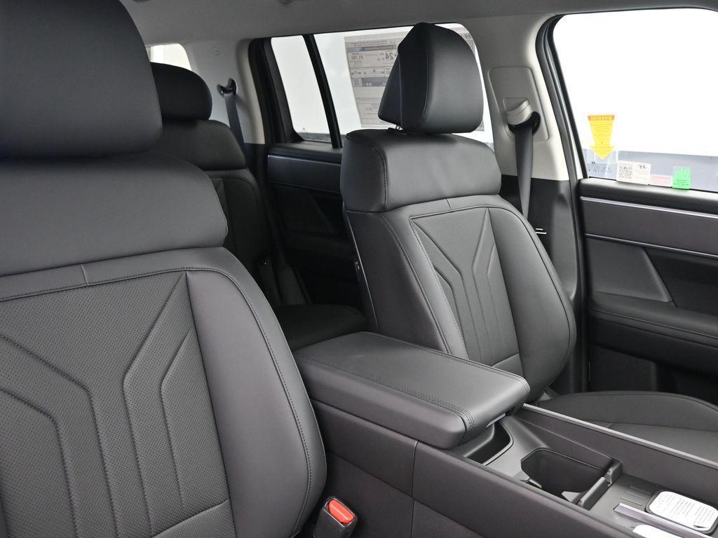 new 2026 Hyundai Santa Fe car, priced at $40,465