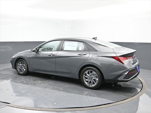 new 2024 Hyundai Elantra car, priced at $22,220