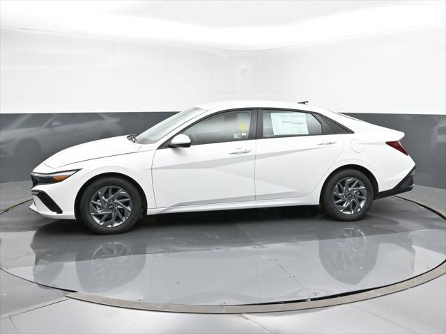 new 2024 Hyundai Elantra car, priced at $22,760