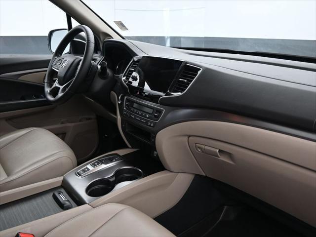 used 2021 Honda Pilot car, priced at $28,448
