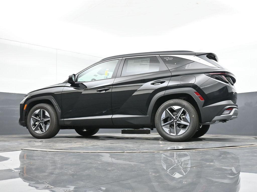 new 2025 Hyundai Tucson car, priced at $32,440