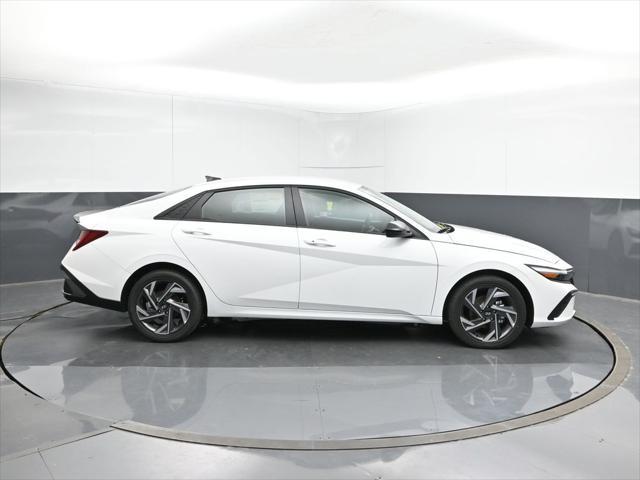 new 2025 Hyundai Elantra car, priced at $26,789