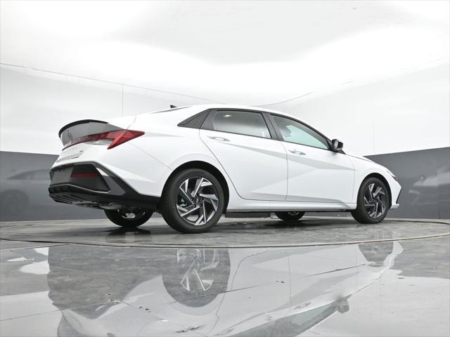 new 2025 Hyundai Elantra car