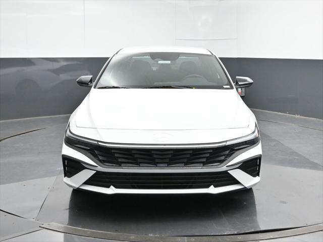 new 2025 Hyundai Elantra car, priced at $27,789