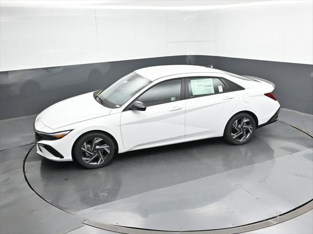 new 2025 Hyundai Elantra car, priced at $27,789