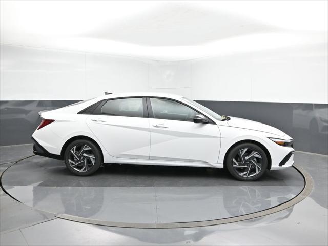 new 2025 Hyundai Elantra car