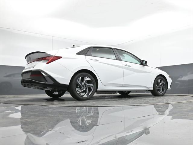 new 2025 Hyundai Elantra car, priced at $27,789