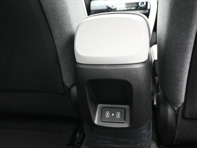 new 2025 Hyundai Elantra car, priced at $26,536