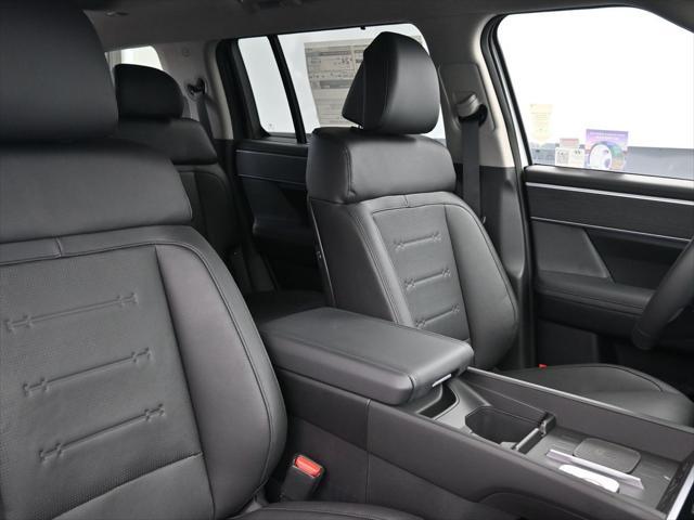 new 2025 Hyundai Santa Fe car, priced at $38,888